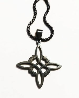 colgante nudo de bruja acero inoxidable 60 cms negro